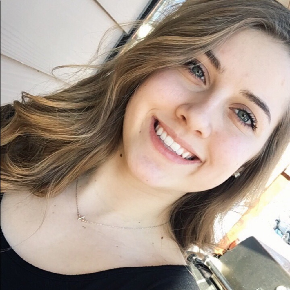 Meet your Posher, Lizzie